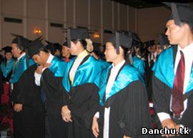 Các tân thạc sĩ, cử nhân đầu tiên của Đại học RMIT Việt Nam